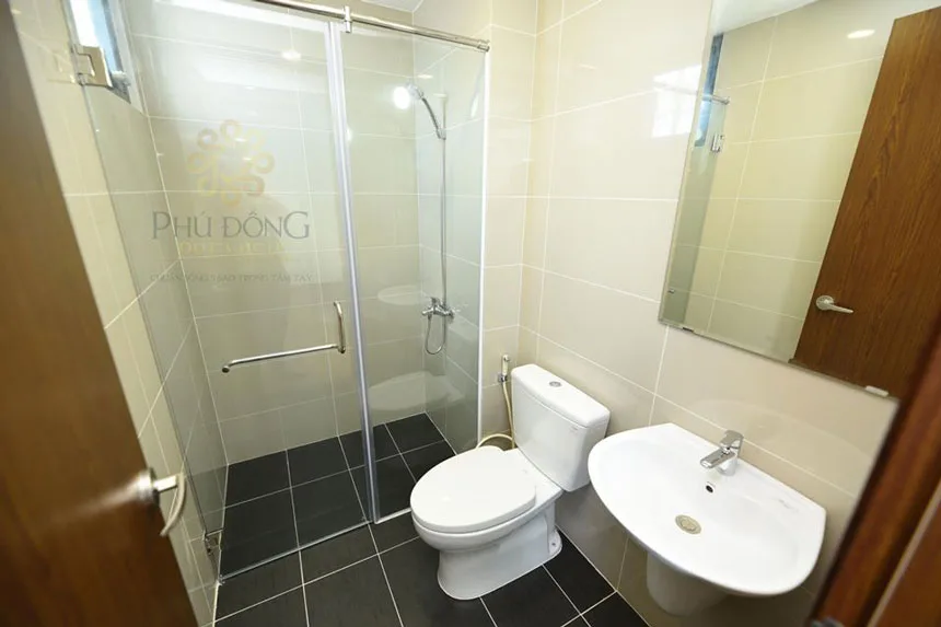 Nhà-vệ-sinh-căn-hộ-phú-đông-premier-mẫu-số-4