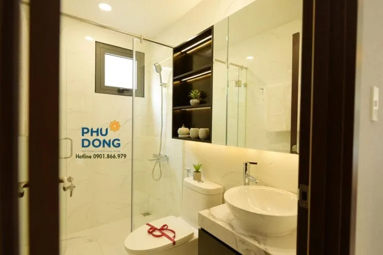 Hình phòng vệ sinh trong căn hộ Phú Đông Sky Garden