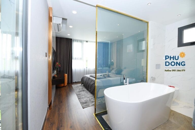 Hình phòng vệ sinh và phòng ngủ của căn hộ Phú Đông Sky Garden