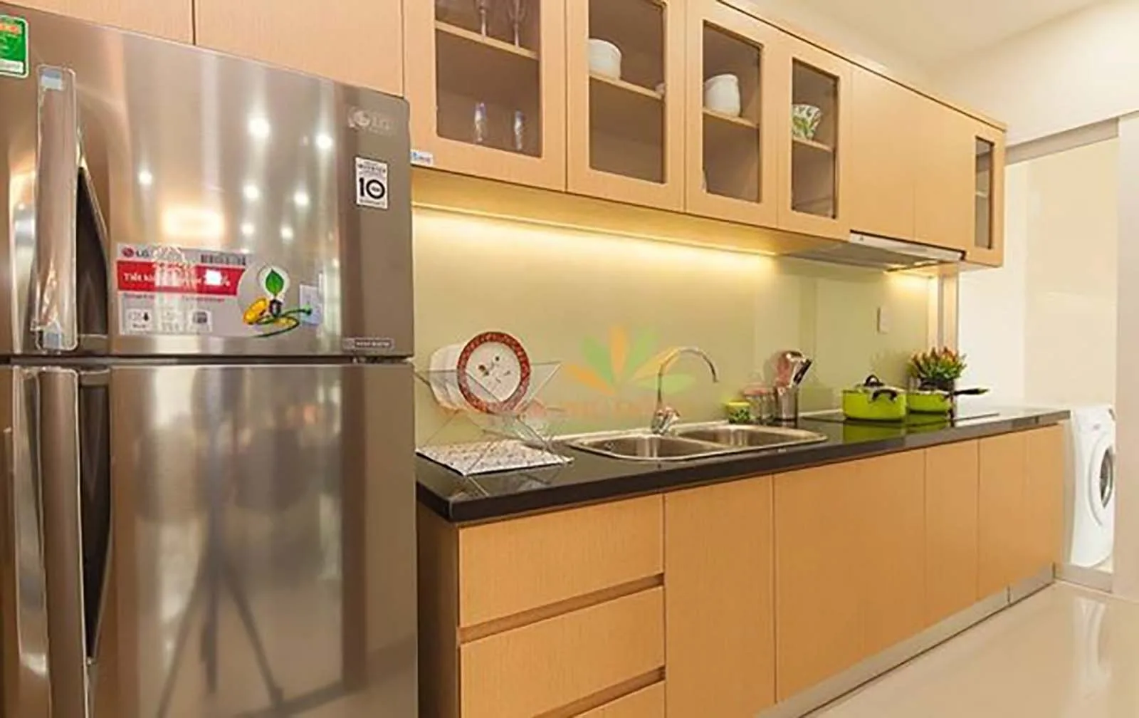 Không gian khu vực bếp tiện nghi, truyền cảm hứng nấu nướng mỗi ngày.