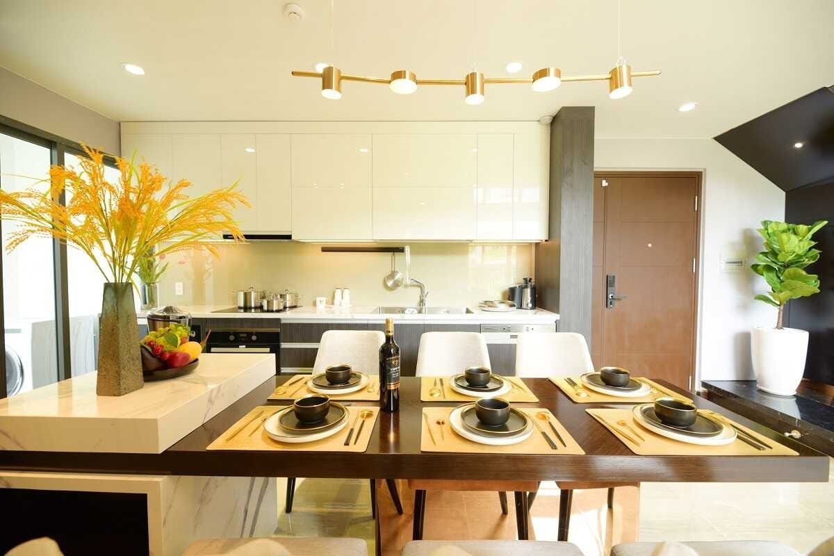 Một góc nhìn khác của nhà mẫu Phú Đông Sky Garden