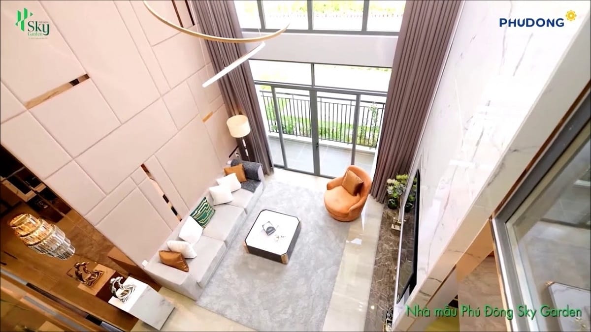 Tổng thể không gian ấm cúng tại nhà mẫu