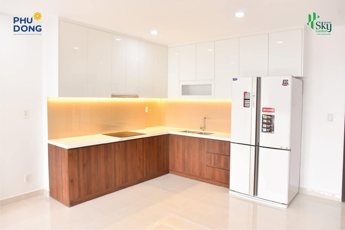 Khu vực bếp được trang bị nội thất cơ bản